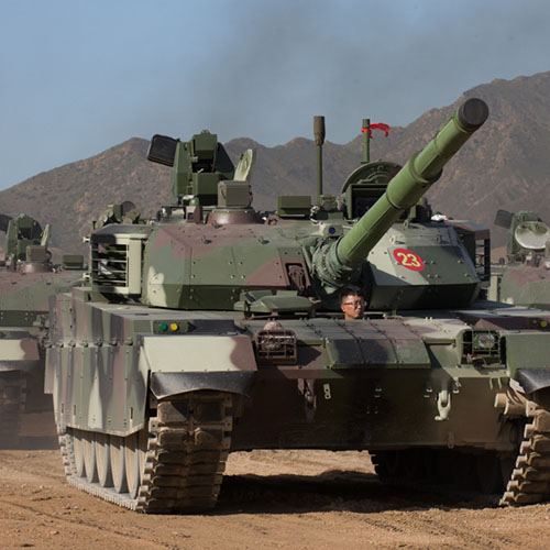 八發(fā)八中！兵器工業(yè)集團(tuán)多款“裝甲與反裝甲”武器首次公開實彈射擊