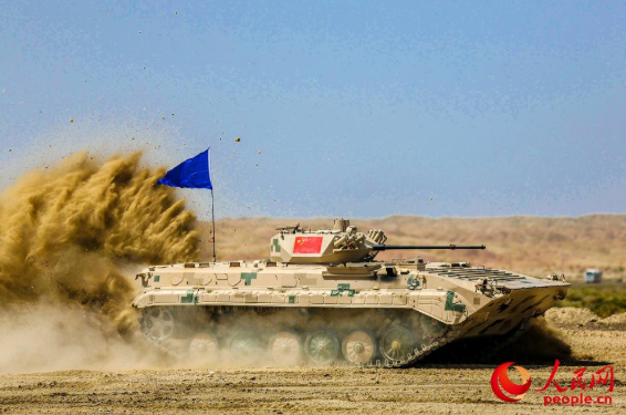 環(huán)球網(wǎng):又是第一！“蘇沃洛夫突擊”接力賽中國隊(duì)摘冠